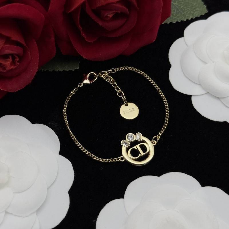 Dior Suits 06lyr89 (3)