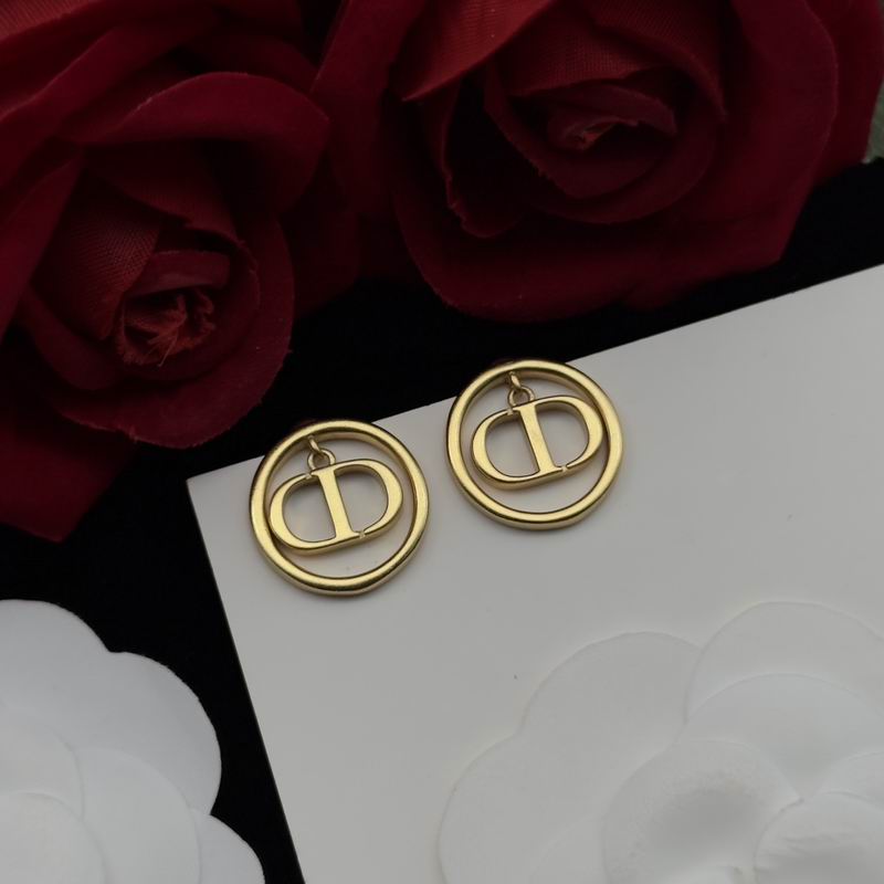 Dior Suits 06lyr93 (4)