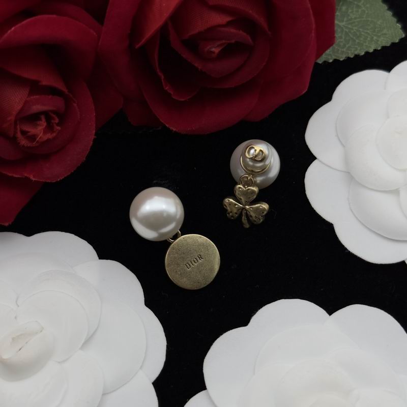 Dior Suits 06lyr94 (5)