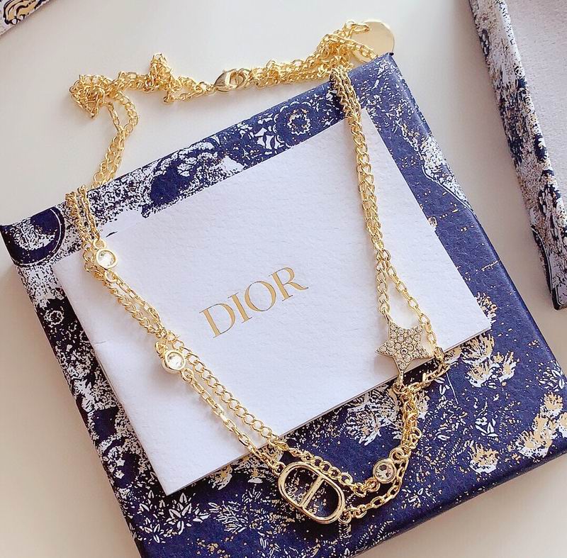 Dior Suits 06lyr99 (2)