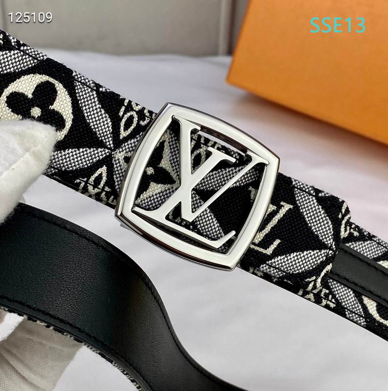 LV belt 30mmX95-115cm XH (20)
