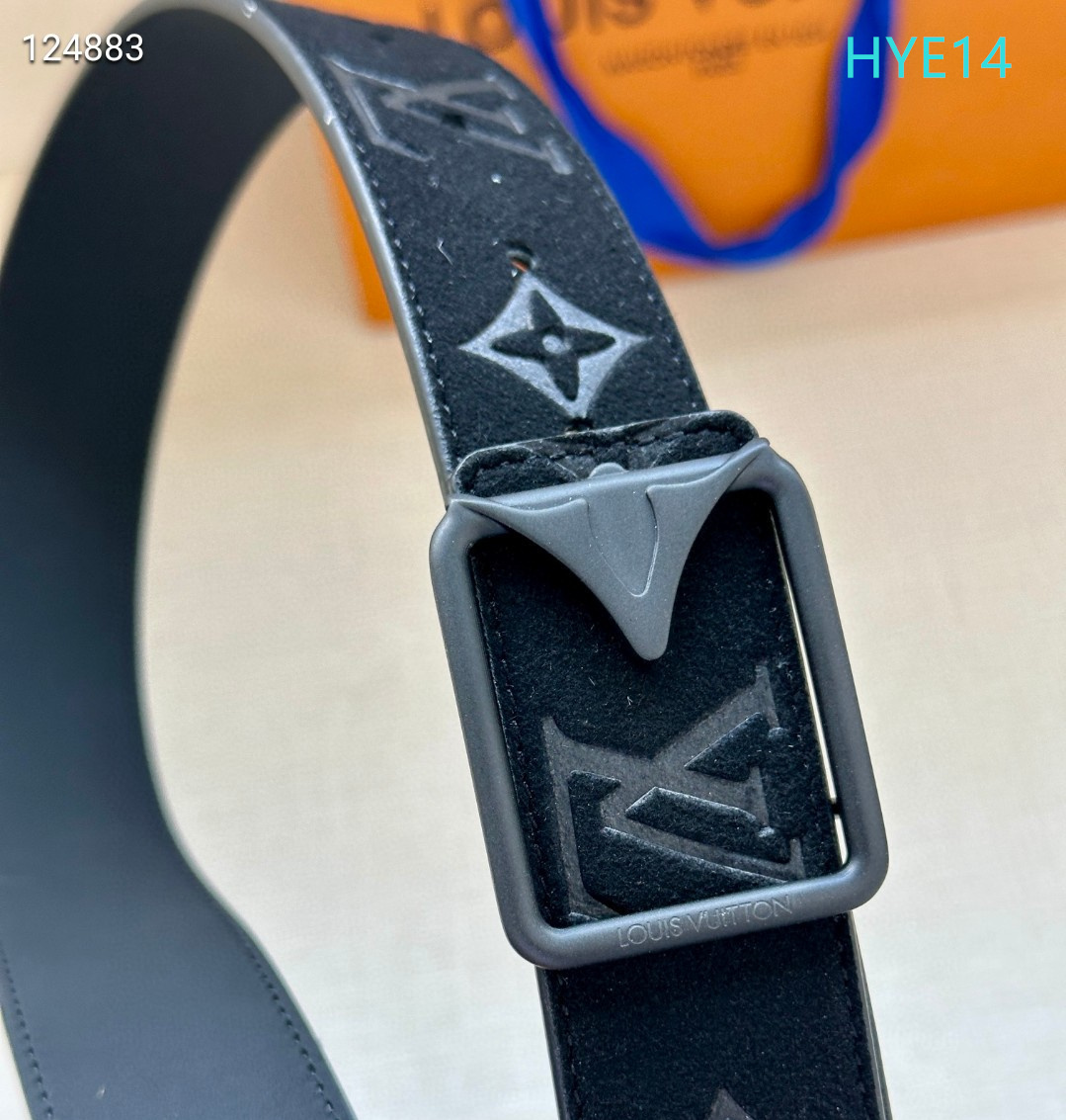 LV belt 34mmX95-125cm XH (137)