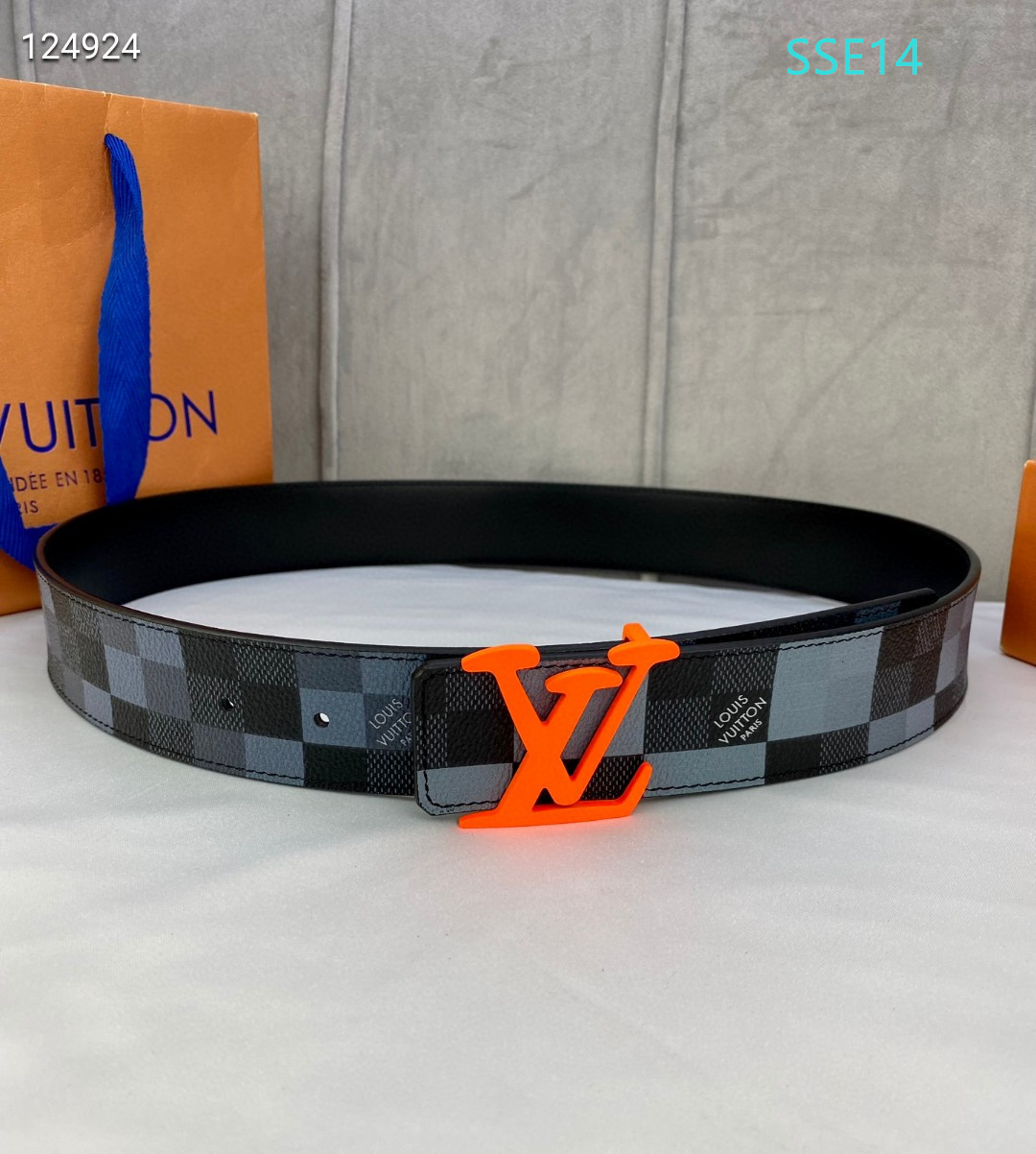 LV belt 40mmX100-125cm XH (194)