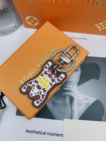 LV keyring 北极熊 (1)