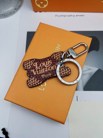 LV keyring 北极熊 (7)