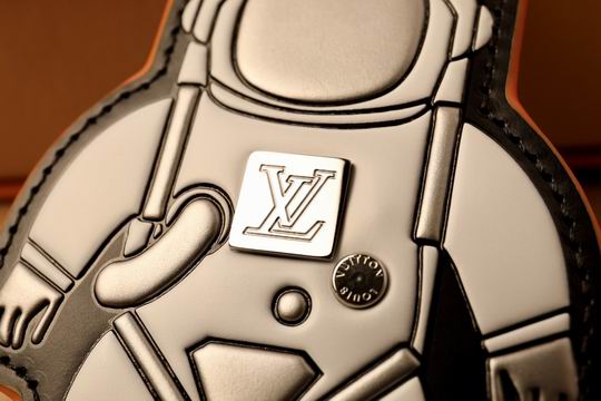 LV keyring 宇航员 (4)