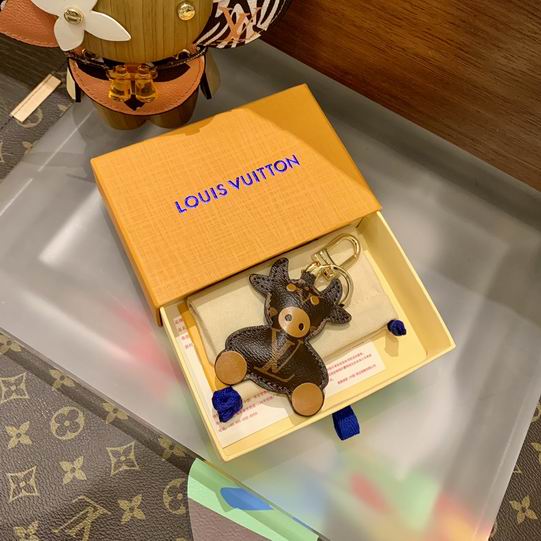 LV keyring 小牛 (1)