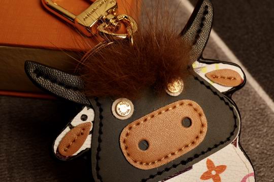 LV keyring 水貂毛小牛  (12)