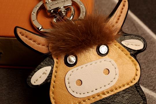 LV keyring 水貂毛小牛  (21)