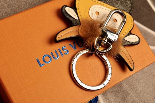 LV keyring 水貂毛小牛  (24)