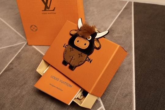 LV keyring 水貂毛小牛  (7)