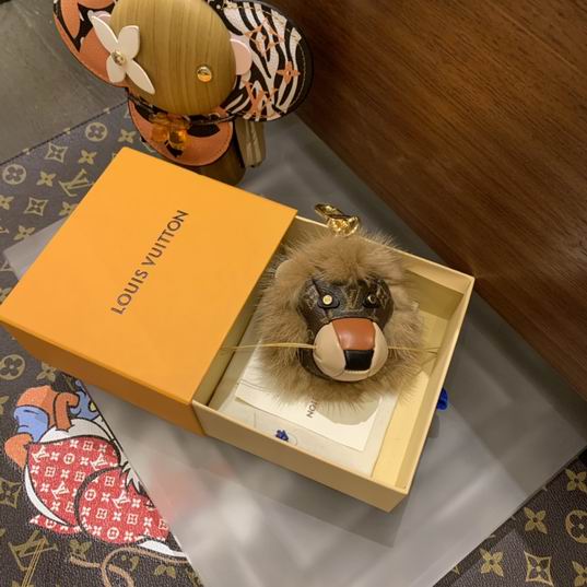 LV keyring 水貂毛狮子头 (1)