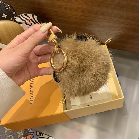 LV keyring 水貂毛狮子头 (5)