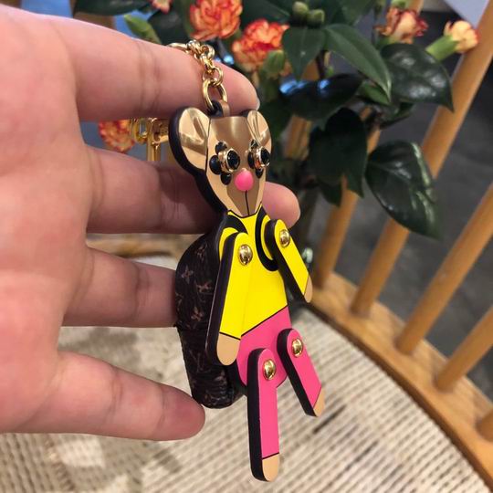 LV keyring 泰迪熊背包 (3)