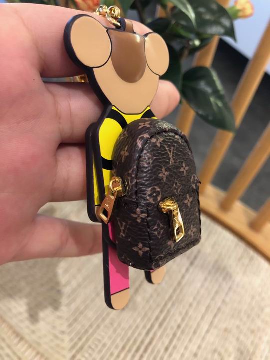 LV keyring 泰迪熊背包 (4)
