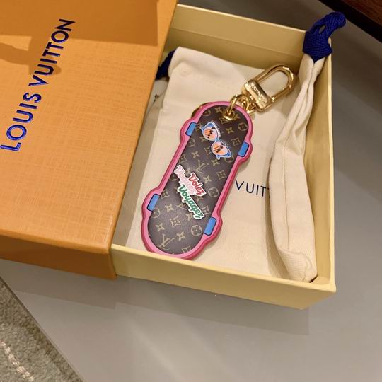 LV keyring 滑板 (2)