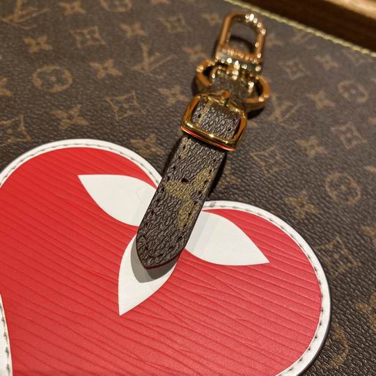 LV keyring 红心扑克牌 (3)