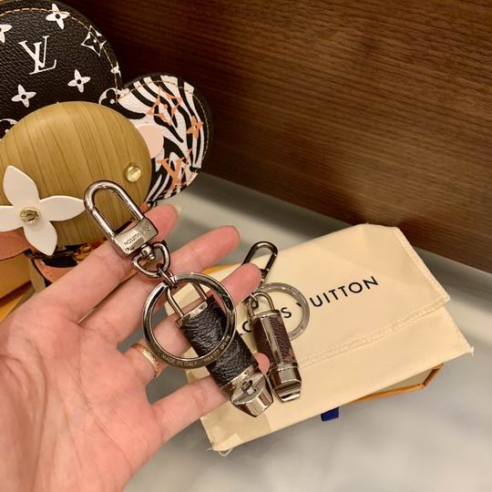 LV keyring 老花口哨 (3)