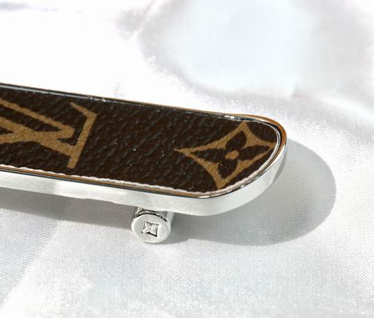 LV keyring 老花滑板 (3)