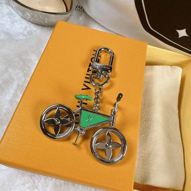 LV keyring 自行车 (3)