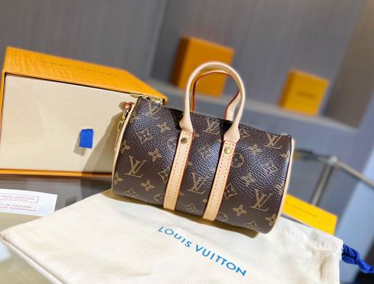 LV keyring 03lyh100 (2)