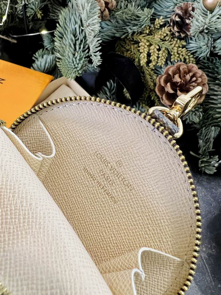 LV keyring 03lyh101 (4)