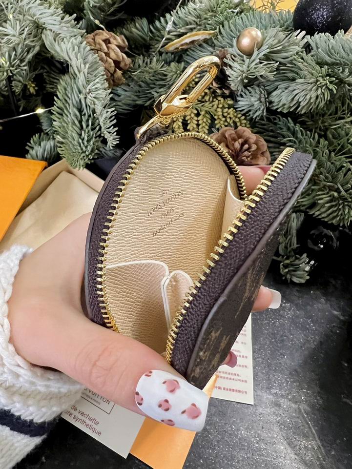 LV keyring 03lyh101 (5)