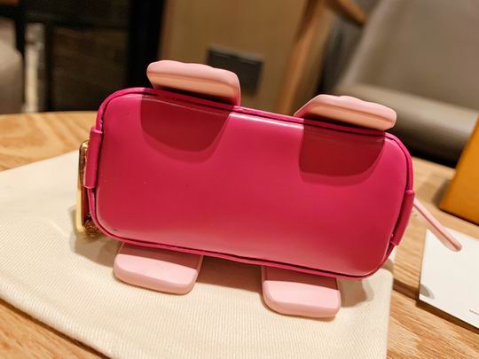 LV keyring 03lyh102 (8)