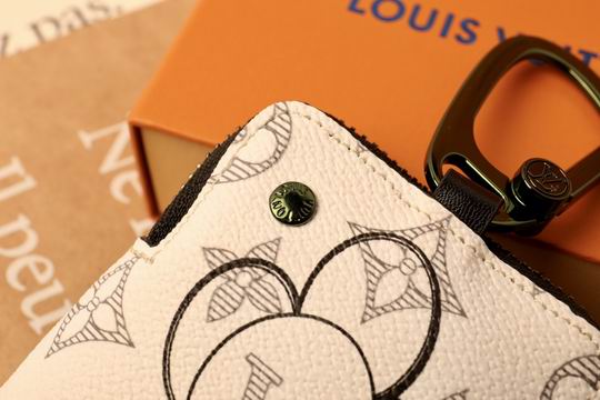 LV keyring 03lyh105  (14)