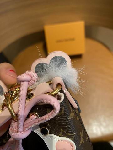 LV keyring 03lyh108 (6)