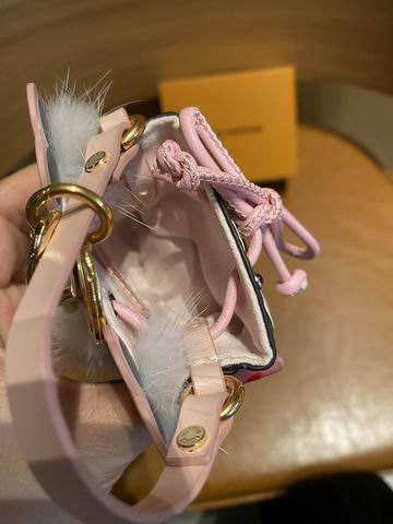 LV keyring 03lyh108 (7)