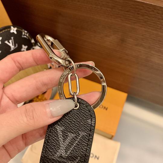 LV keyring 03lyh238 (4)