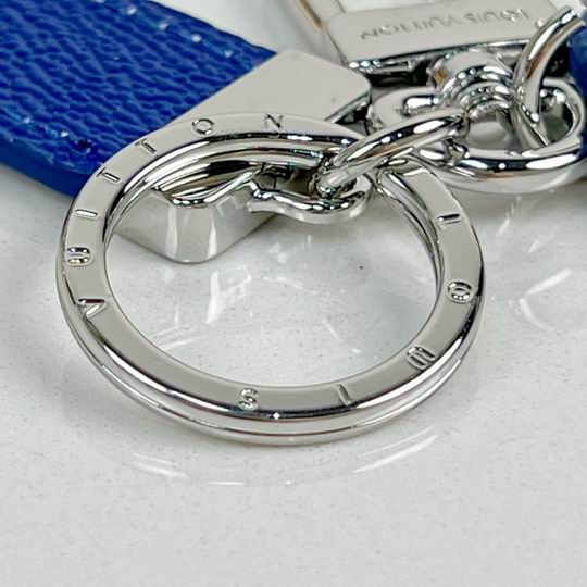 LV keyring 03lyh257 (16)