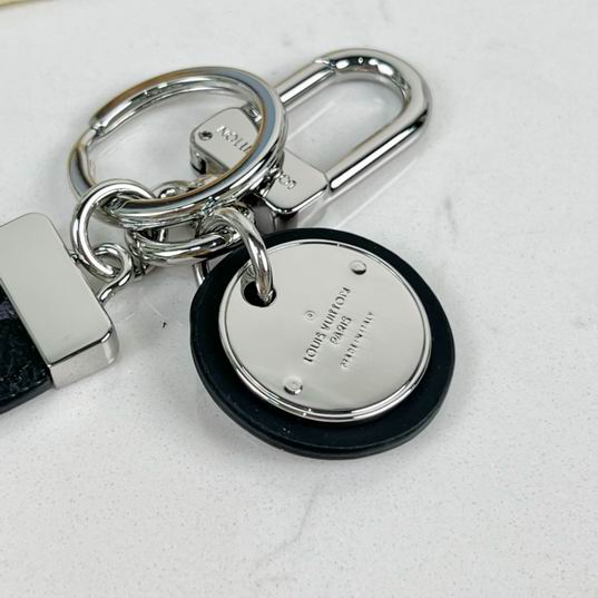 LV keyring 03lyh257 (27)