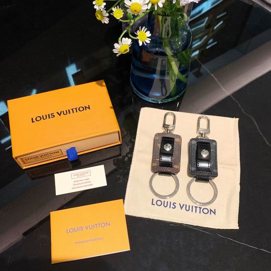 LV keyring 03lyh258 (1)