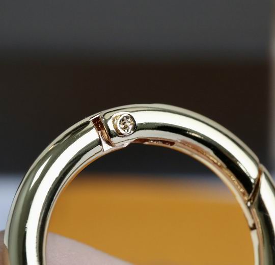 LV keyring 03lyh262 (8)