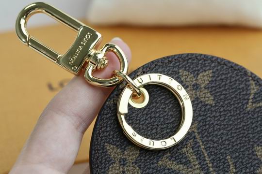 LV keyring 03lyh270 (8)
