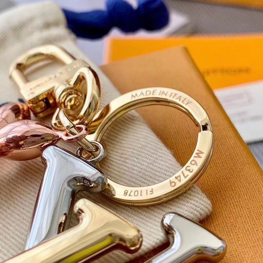LV keyring 03lyh276 (10)
