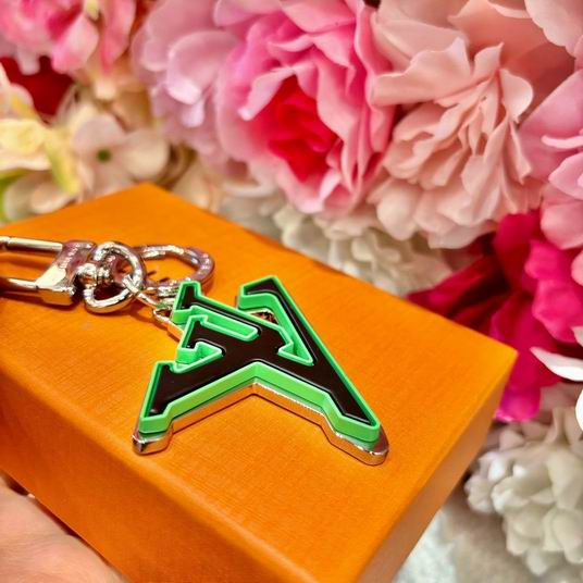 LV keyring 03lyh281 (8)