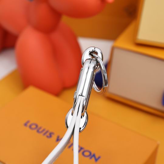 LV keyring 03lyh282 (24)