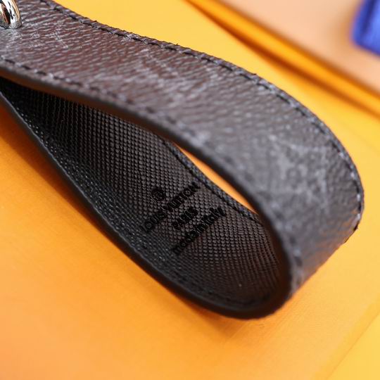 LV keyring 03lyh282 (5)