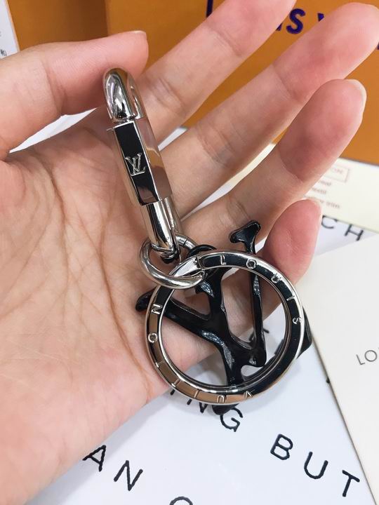 LV keyring 03lyh289 (8)