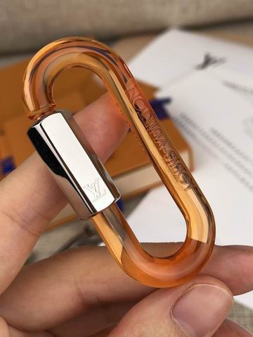 LV keyring 03lyh290 (17)