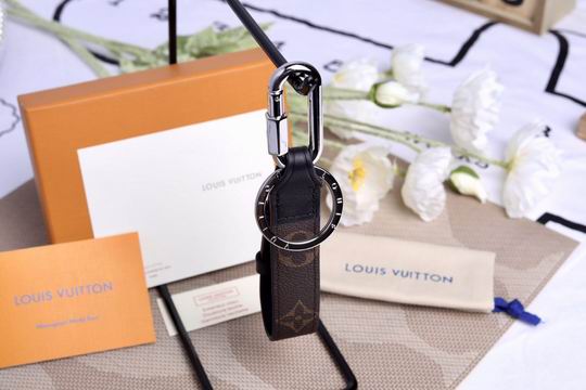 LV keyring 03lyh304 (8)