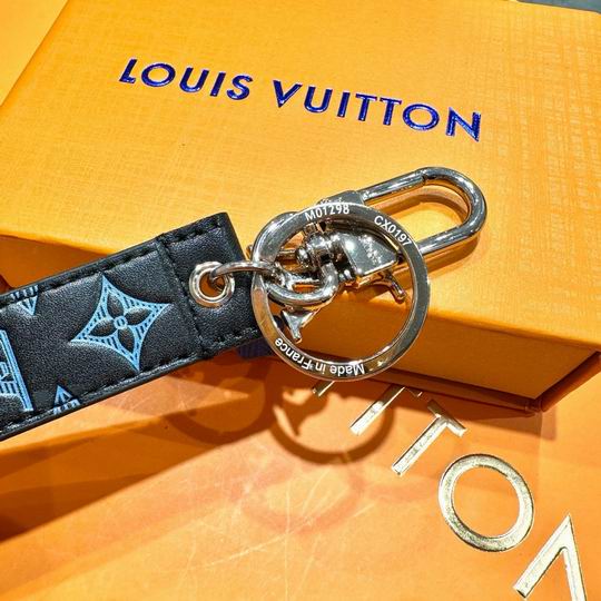 LV keyring 03lyh313 (11)