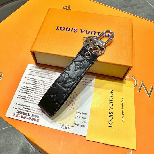 LV keyring 03lyh313 (23)