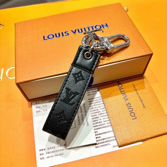 LV keyring 03lyh314 (24)