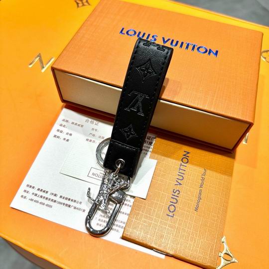 LV keyring 03lyh314 (27)