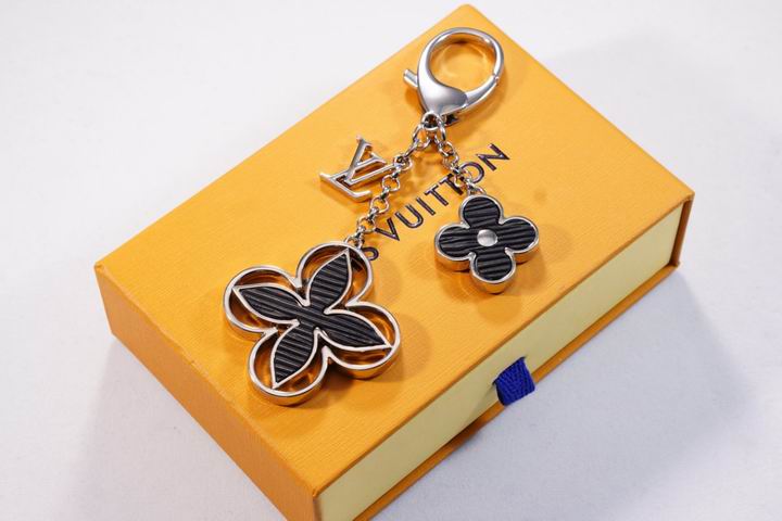 LV keyring 03lyh315 (17)