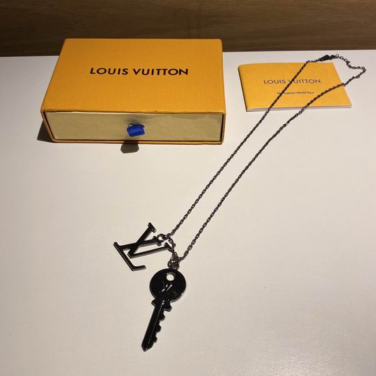 LV keyring 03lyh320 (2)